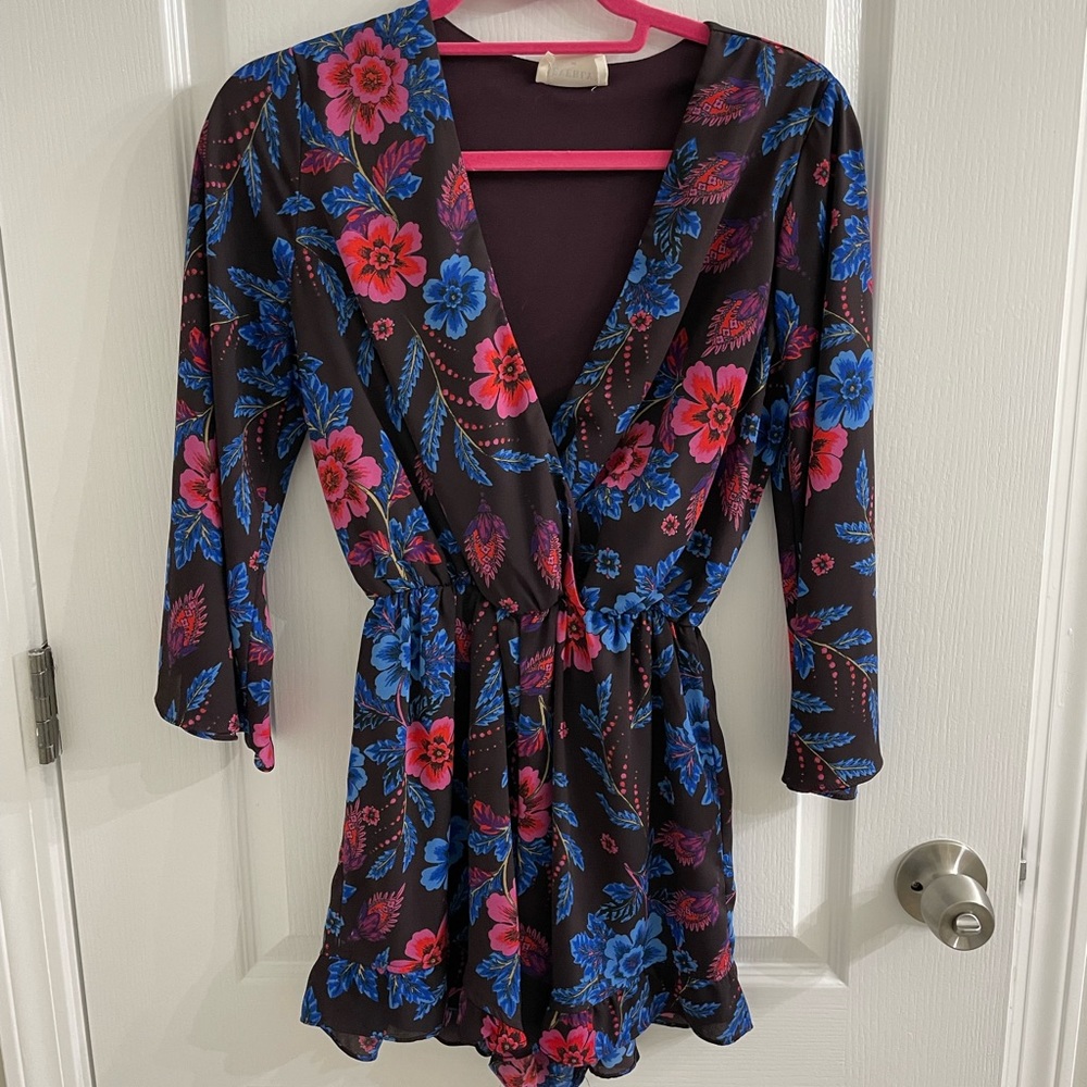 Floral Romper, like new